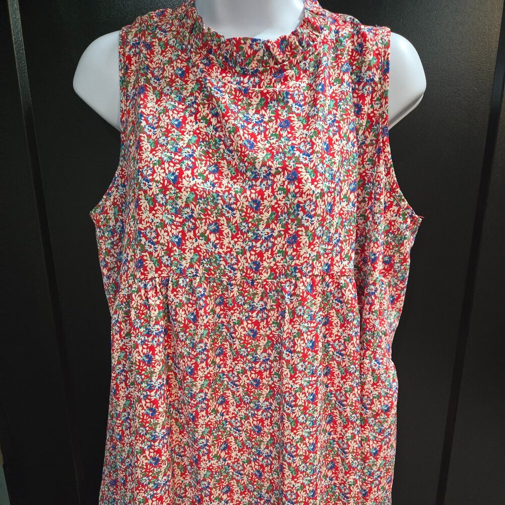 Betsey's Boutique Floral Tank Sz L